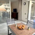 Apartment Spacieux 3 Pieces Gambetta, Proche Tramway Nice