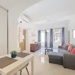 Nestor&Jeeves - Bela Vista - Central - Close Sea