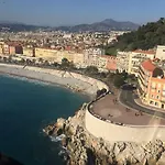 ⁂ Petit Nid Design Au Centre De Nice