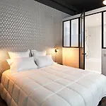 Arome Hotel 3*