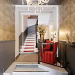 Arome Hotel 3*
