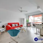 Air-conditioned In The Liberation District Apartment Nice