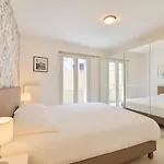 Joli 2 Pieces Nicois Avec Terrasse Ensoleillee