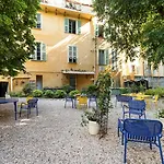 L\'Abeille - Boutique Apartments