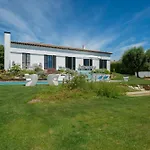 Sea View Villa In The Hills Of Nice