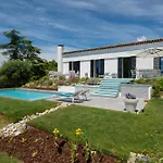 Sea View Villa In The Hills Of Nice