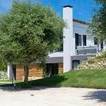 Sea View Villa In The Hills Of Nice