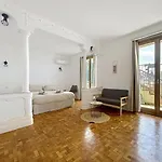 Kriss Apartment