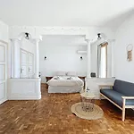 Kriss Apartment *