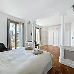 Kriss Apartment