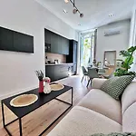 Ref 118 Oliviera 2 Beds In Riquier Apartment