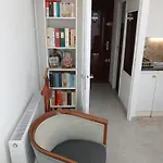 Apartment Proche *