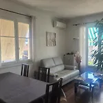 View Nice