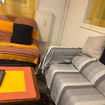 Logement Entier 3 Pieces Agreables Cafe Offert