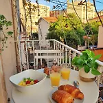 Jungle Boheme - A 3 Min De La Promenade Des A Pieds