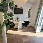 Apartment Cozy Studio, Balcony & Ac, Heart Of *