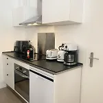 Appartment With Private Garden In City Center Nice
