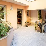 Deluxe Appartement, Charmant, Au Coeur Du Centre-Ville, Nice Centre