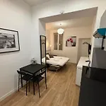 Au Coeur Du Vieux Nice, Superbe Refait A Neuf Apartment