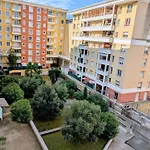 Appartement F2 A 50 M De La Plage