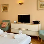 Aparthotel Riviera - Hyper Centre Ville - Studio Superieur Ac Avec Balcon Et Apercu Mer - Balcon Massenet 1