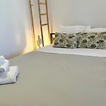 Riviera: Seaside Elegance On Promenade Des Apartment