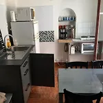 Entresol 1,2 Kilometre De La Promenade Apartment