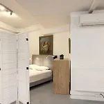 A 100 M De La Avec Stationnement Gratuit Apartment Nice
