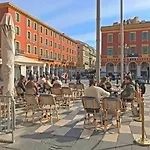 Plein centre, calme et cosy