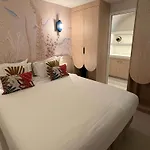 Mercure Nice Marche Aux Fleurs