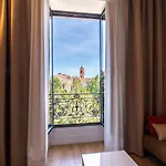 Grand H -f2, Face Vieux- Nice, Terrasse, Ascenseur, Climatisation, Terrace - Center Apartment Nice