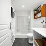 Nice-duplex-plage-parking-cimatisation Apartment *