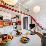 Apartment Nice-duplex-plage-parking-cimatisation *