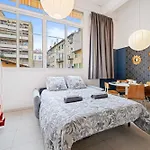 Apartment Nice-duplex-plage-parking-cimatisation *