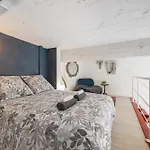 Apartment Nice-duplex-plage-parking-cimatisation Nice