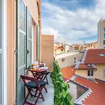 Center 2 Min Walk To Beach Quiet Sunny Balcony