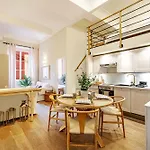 Elegant Flat With Ac, Heart Of Old Nice, Walking To The Beach! Nice