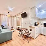 Apartment Cozy In The Heart Of - 3 To 4 People *