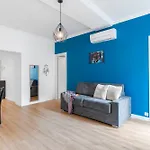 Center 2 Min Walk To Beach Quiet Sunny Balcony