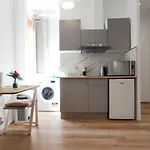 Appartement port et vieux Nice Direct from Airport by tramway