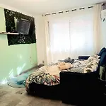 Apartment F1 Proche Du Tramway Et Plages