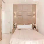 Luxe Apartment *