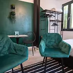 Apartment Gambetta Near Attractions Nice