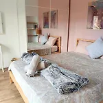 Stunning 2 Bedroom Apartment With Terrace And Sea View, Nice Cimiez Liberation