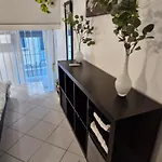 Apartment Magnifique 2 Pieces - Port De *