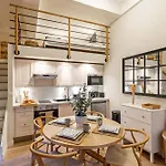 Elegant Flat With Ac, Heart Of Old Nice, Walking To The Beach!