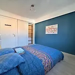 Spacieux/paisible 5 Pieces En Plein Coeur De Apartment *