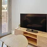 2p Neuf Avec Terrasse, Proche Apartment Nice