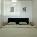 Apartment Carre D Or Face A La