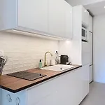 2p Neuf Avec Terrasse, Proche Apartment *